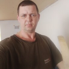 Веня, 45