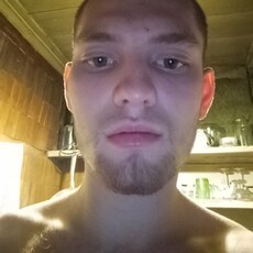 Валентин, 24