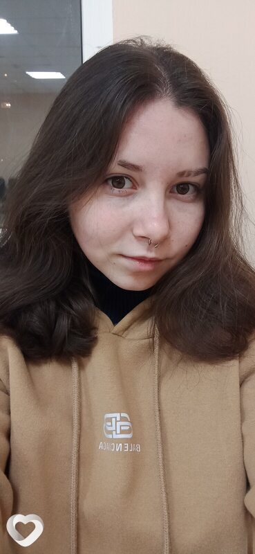 Оля