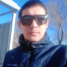 Эдик, 32