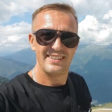 Вадим, 45