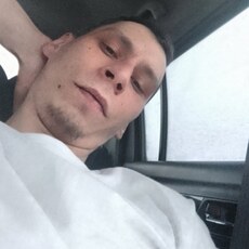 Эмиль, 29