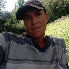 Эдуард, 31
