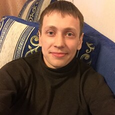 Слава, 33
