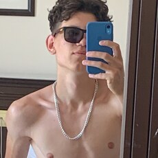 Ваня, 23