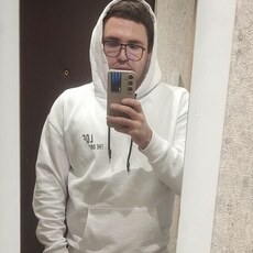 Сеня, 28