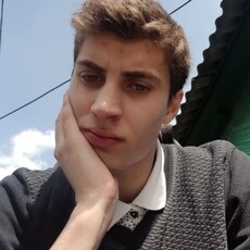 Боря, 23