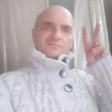 Юрий, 44