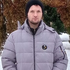 Гена, 36