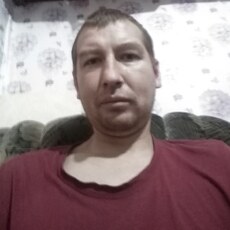 Эдуард, 36