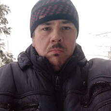 Гриша, 46
