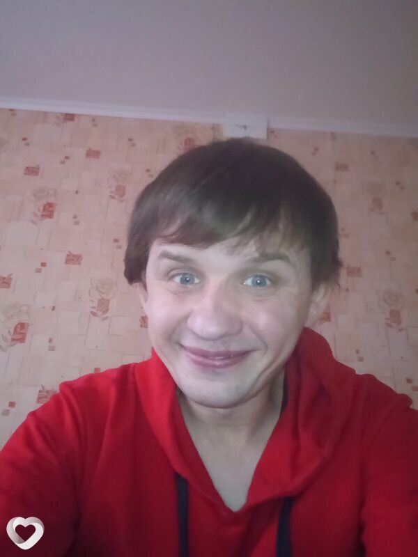 Артём