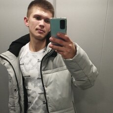 Тим, 24