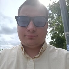 Макс, 21
