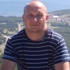 Виталя, 41