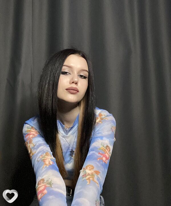 Аня