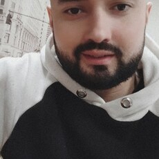 Виталя, 28