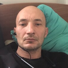 Женя, 40