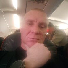 Валентин, 42