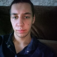 Денис, 20