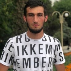 Максим, 30