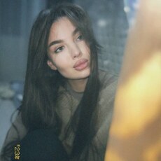 Лена, 20