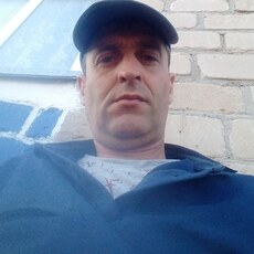 Ден, 40