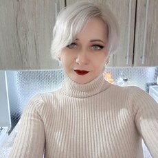 Виктория, 40