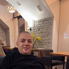 Эдик, 36