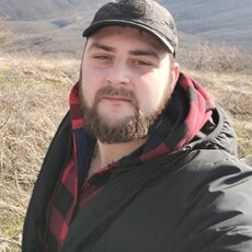 Андрей, 27