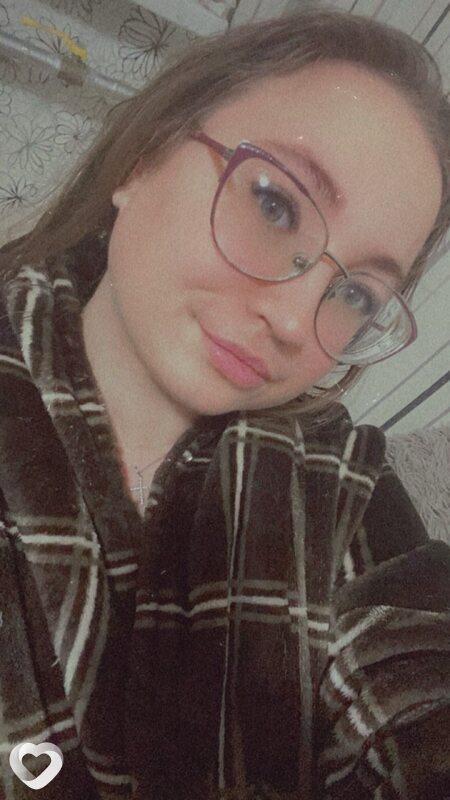 Аня