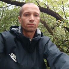 Ден, 36