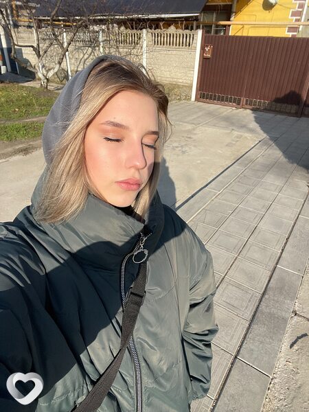 Юля