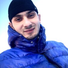 Гриша, 26