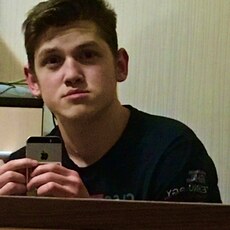 Эдик, 22