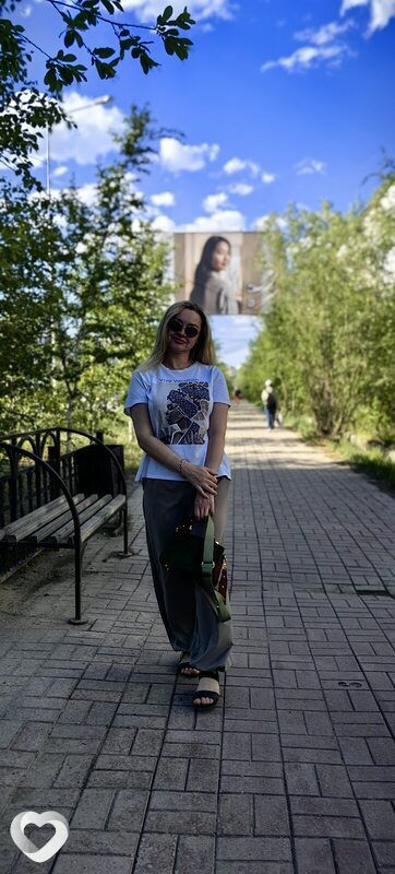 Ева