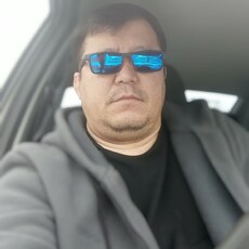Коля, 44