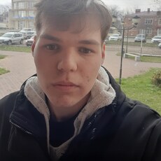 Егор, 21