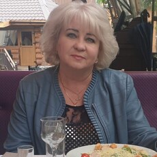 Анна, 52