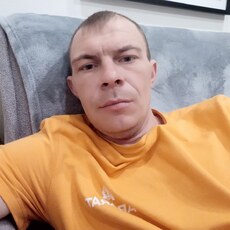 Слава, 42