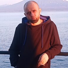 Юра, 39
