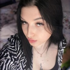 Мила, 22