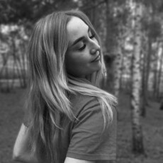 Карина, 24