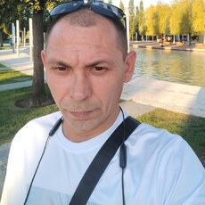 Виктор, 41