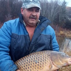 Леонид, 52