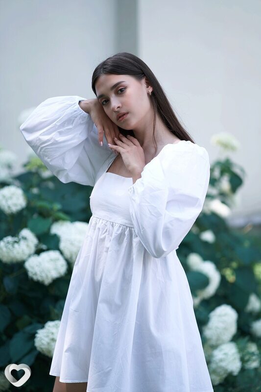 Мила