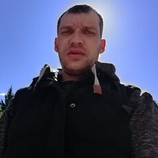 Яша, 38