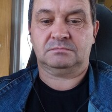 Макс, 56
