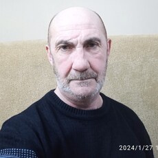 Гена, 58