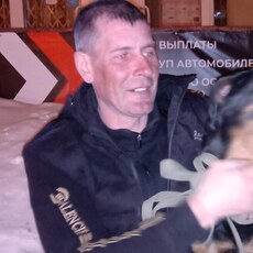 Роман, 45